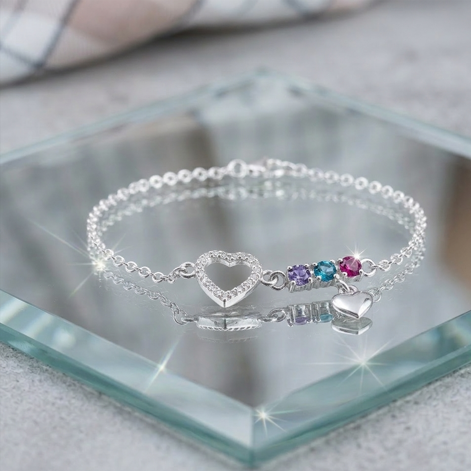 Luxury Heart Motif Bracelet