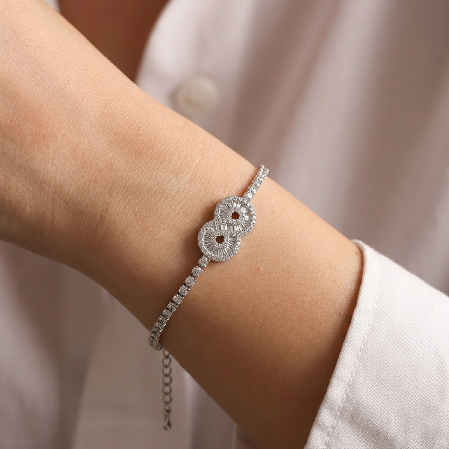 blueberry_soul_infinite_bracelet_model