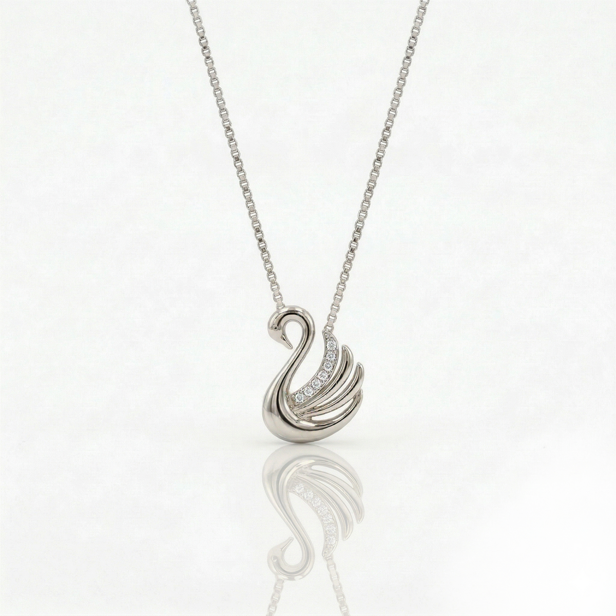 blueberry_swan_signature_chain_white